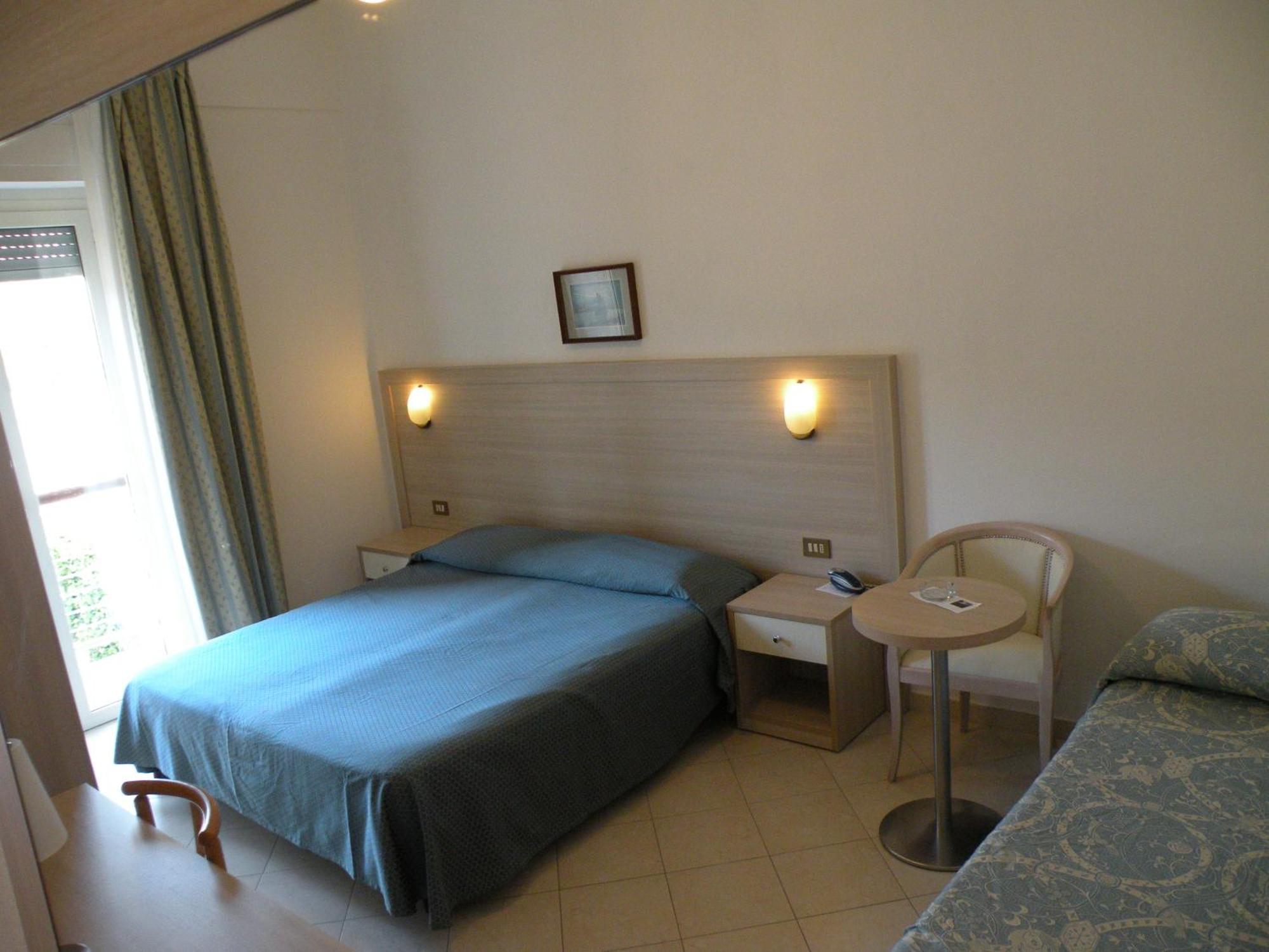 Hotel Parrini Follonica Pokój zdjęcie